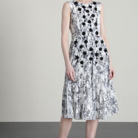 MAXMARA Studio Flares Dress with 3D embellishments - Picture 1 of 15